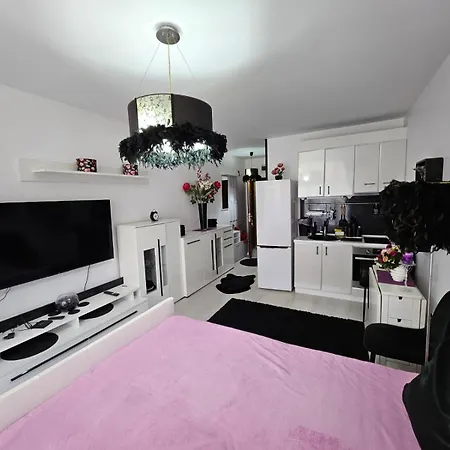 Romantic Sensual Retreat By Flat Mаnager Apartment Ravda