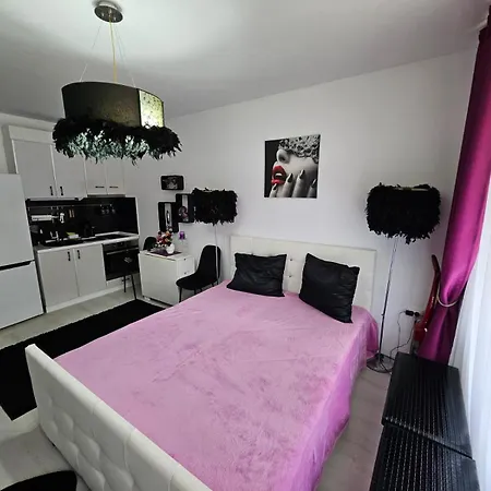 Apartment Romantic Sensual Retreat By Flat Mаnager